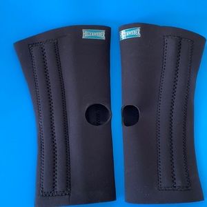 Knee Sleeves with Spiral Open - Size Small
